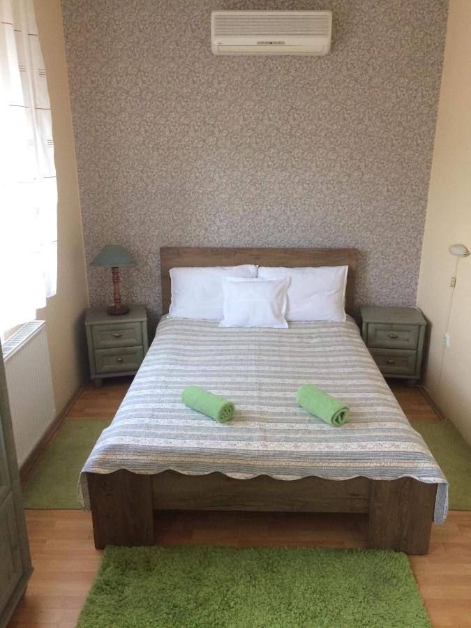 Gabi Apartman Hajdúszoboszló 外观 照片